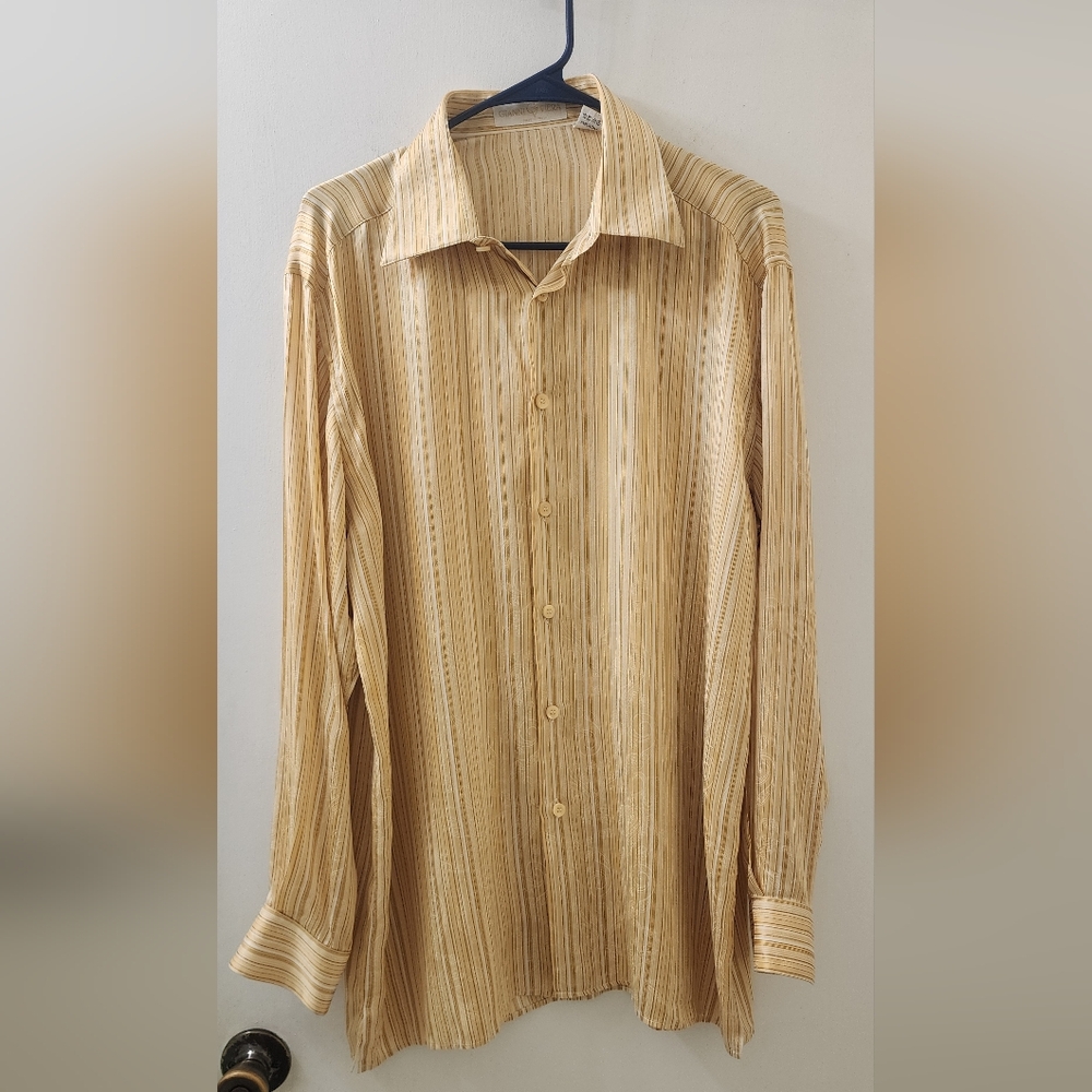 Gianni Viera Men's Tan‎ Striped Shirt, Size Large, Silk, Made In Italy.